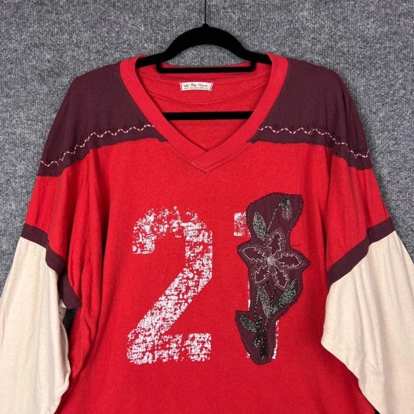 We The Free Free People Los Angeles 21 Jersey T-Shirt Red Womens Large Beaded - Picture 3 of 8